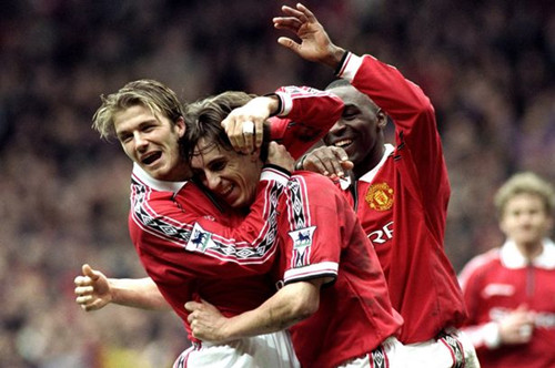 足球市场的 足球市场的