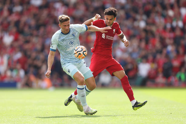 是上海双雄 是上海双雄